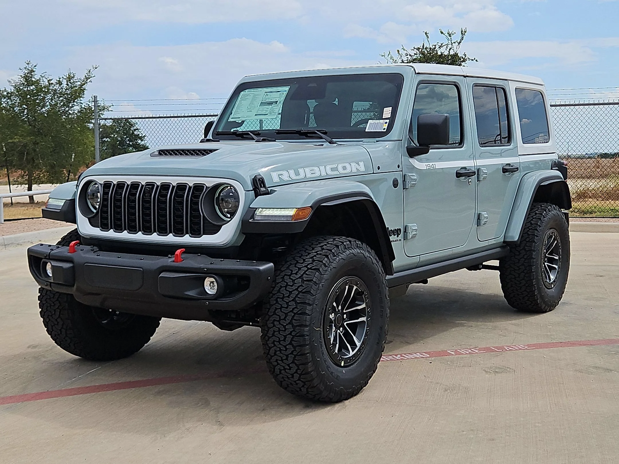 New 2026 Earl Clearcoat Jeep Rubicon X image 7