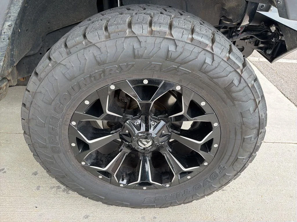 Used 2020 Black Jeep Unlimited Sahara image 11