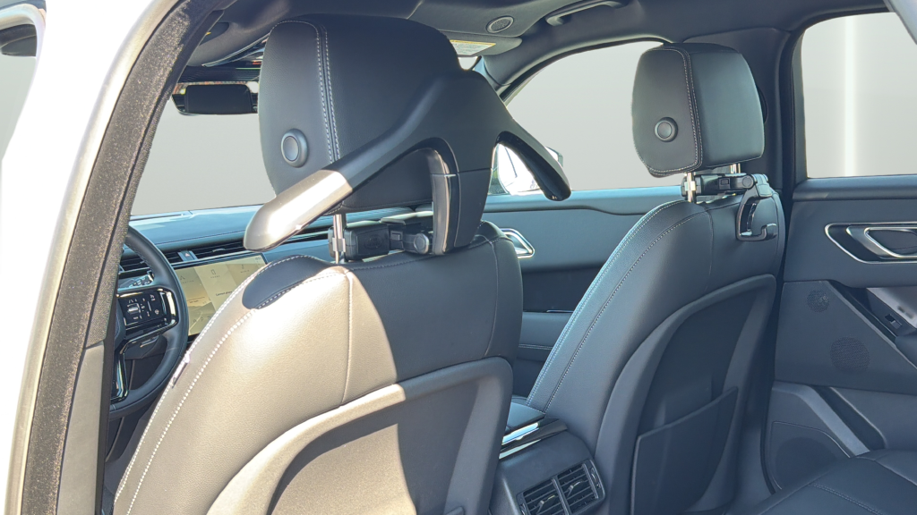 New 2026 Arroios Grey Land Rover  image 23