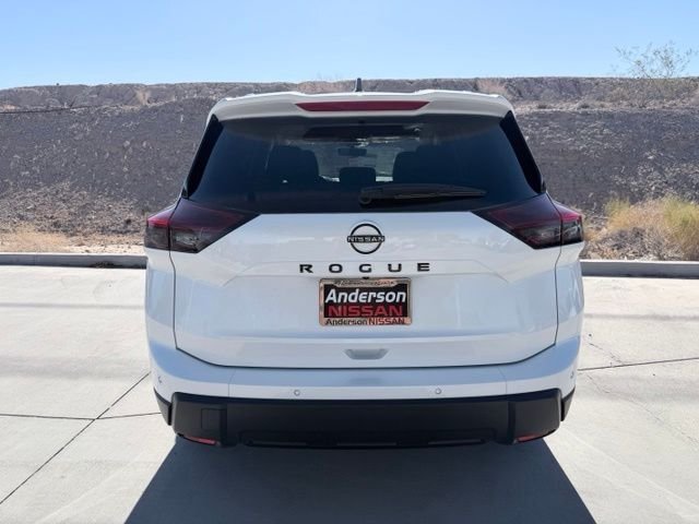 New 2026 Everest White Pearl TriCoat Nissan Dark Armor™ image 7