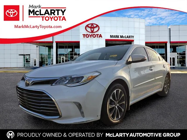 2017 TOYOTA AVALON XLE