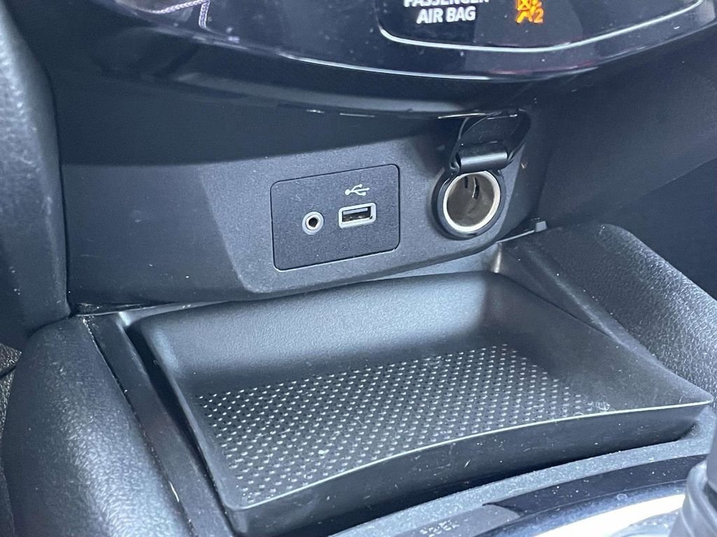 Used 2020 Gray Nissan SV image 19