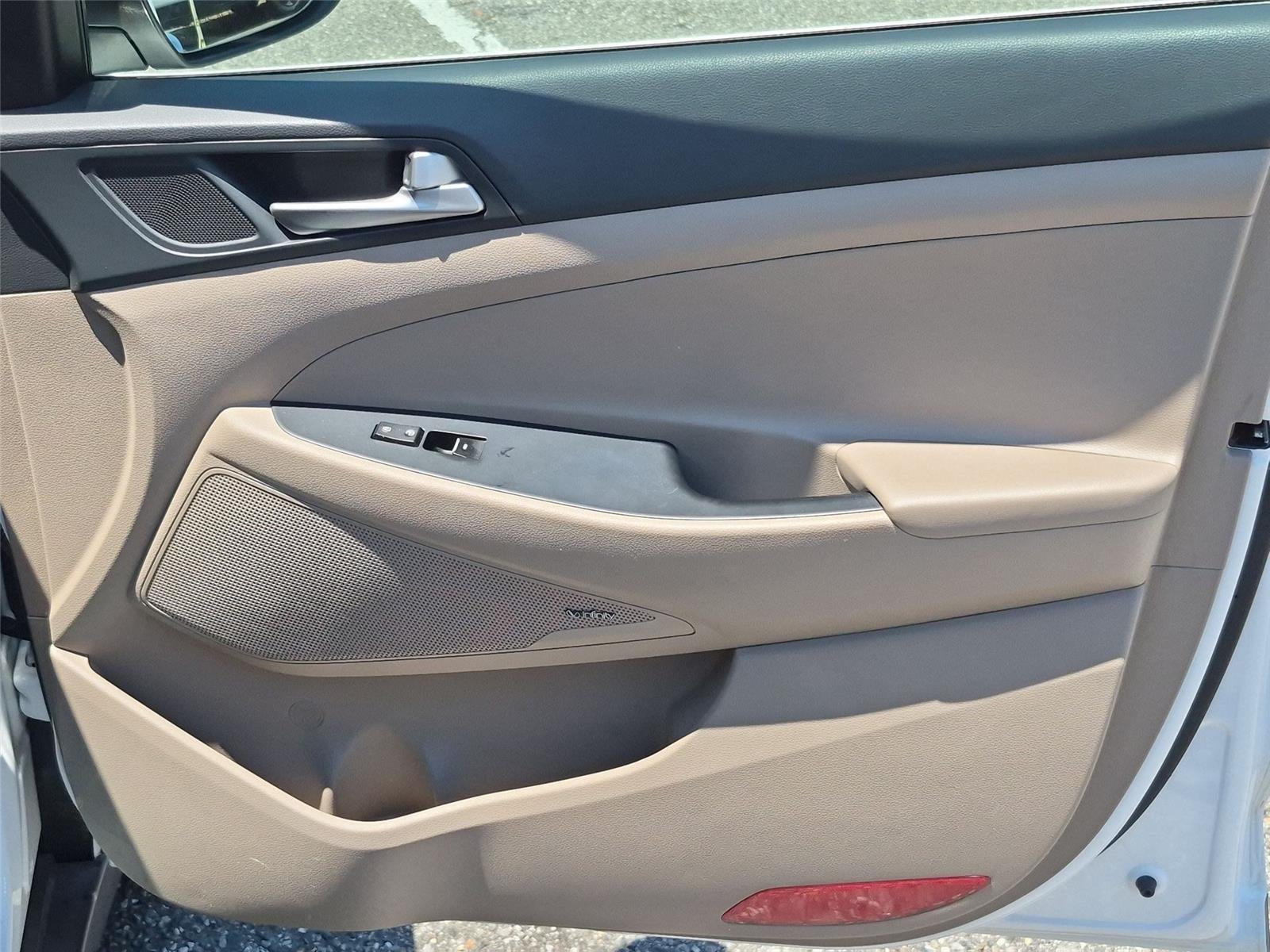 Used 2020 Winter White Hyundai Limited image 36