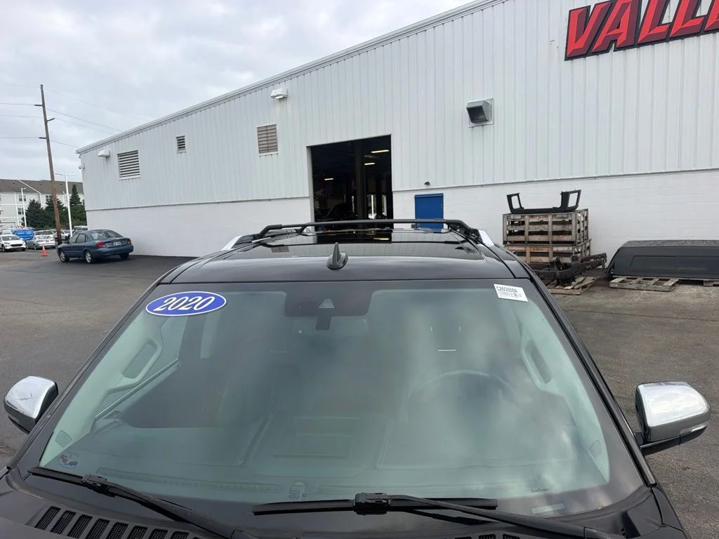 Used 2020 Black Ford Platinum image 17