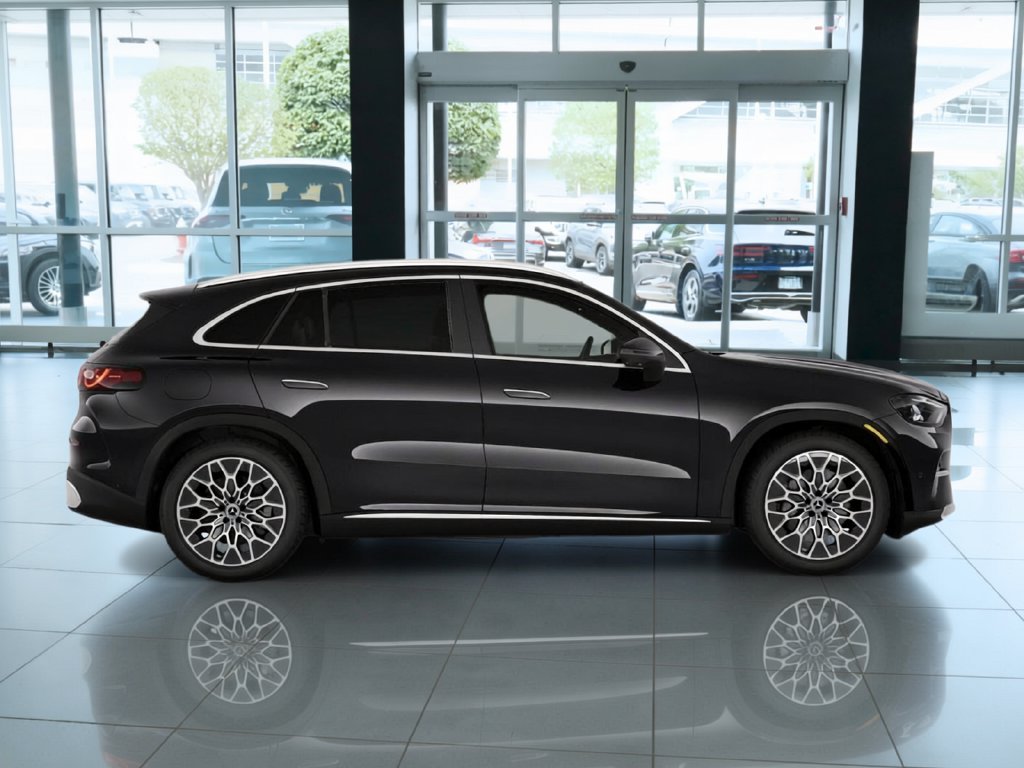 New 2027 Black Mercedes-Benz GLC 400 image 2