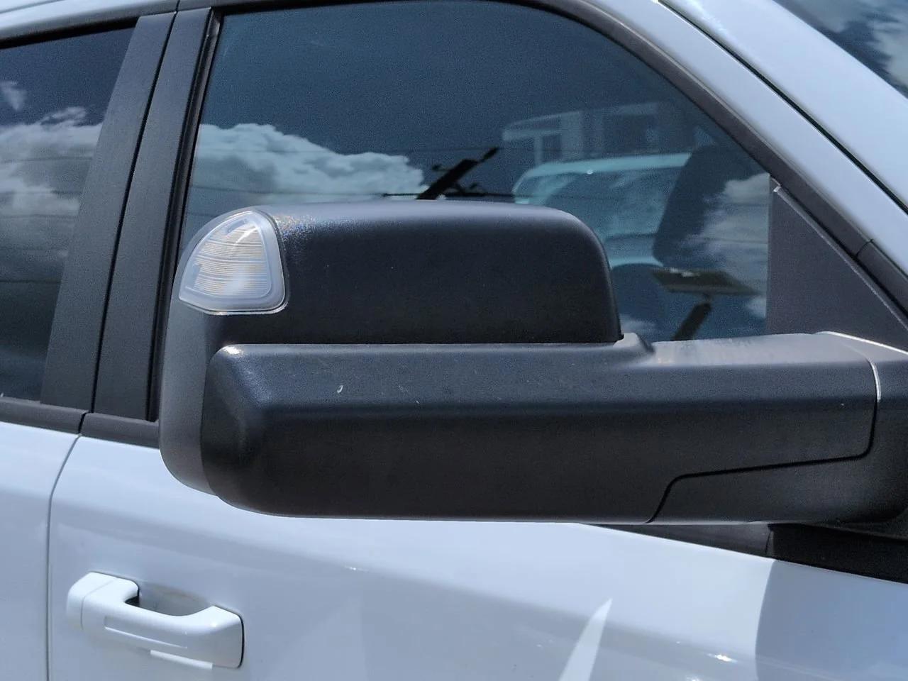 Used 2022 Bright White Clearcoat Ram Big Horn image 12