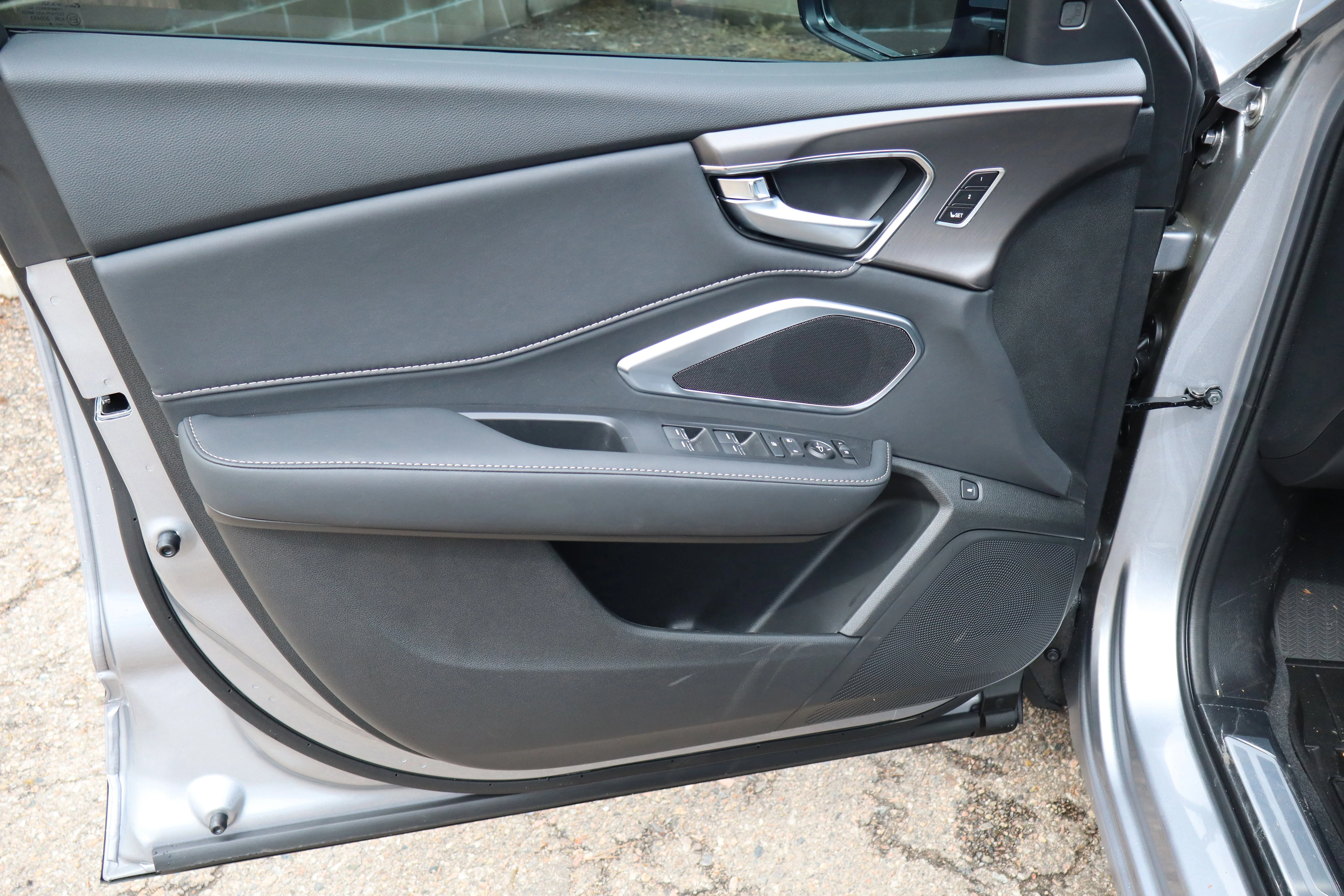 New 2026 Solar Silver Metallic Acura 4RDX image 23