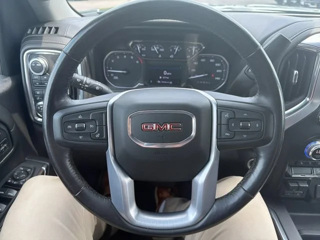 Used 2021 PACIFIC BLUE METALLIC GMC SLT image 18