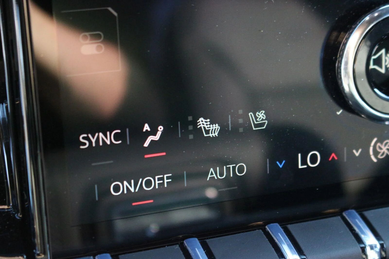 Used 2026 Onyx Black GMC Denali image 27