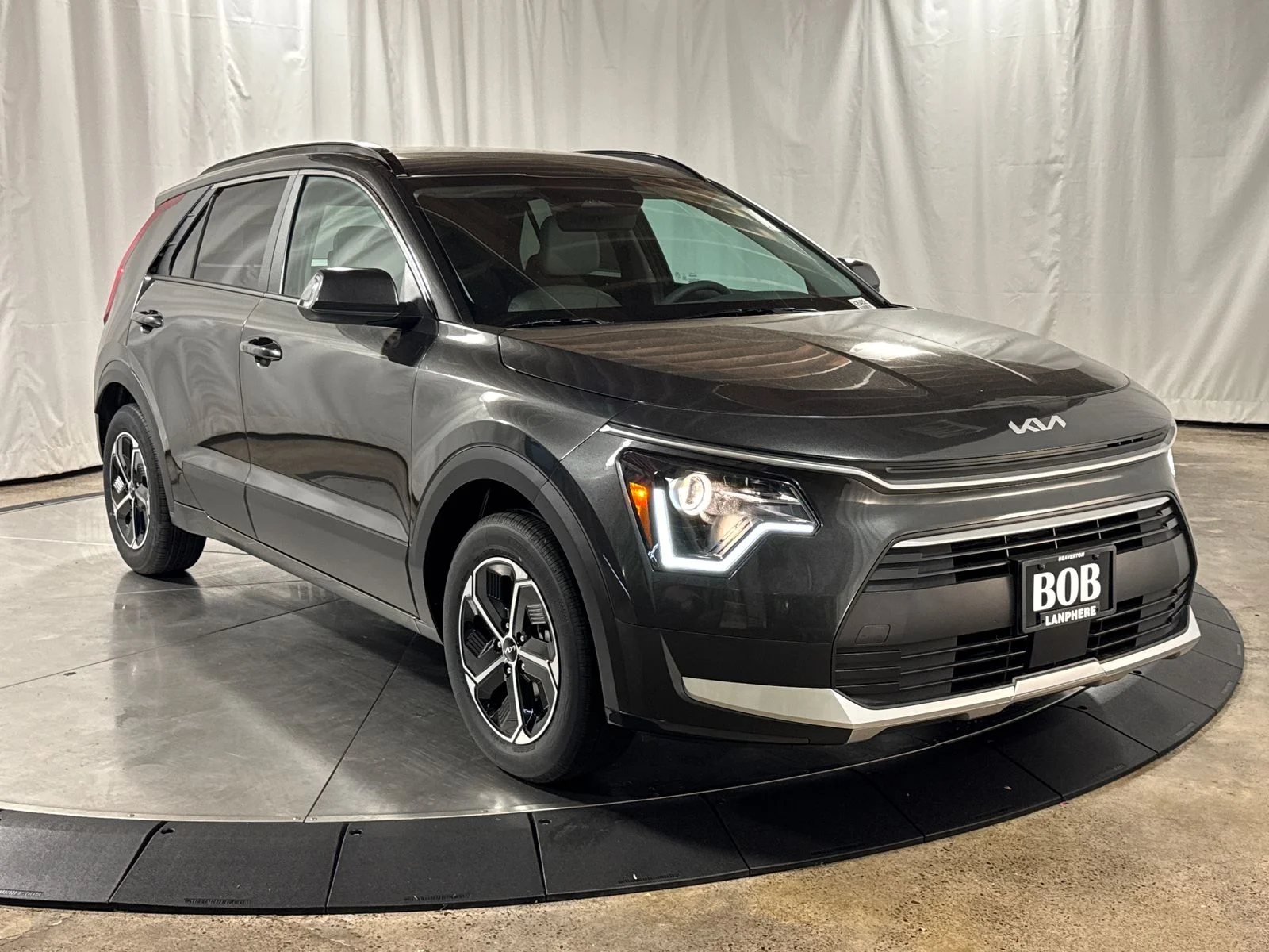New 2026 Interstellar Gray Kia EX image 7