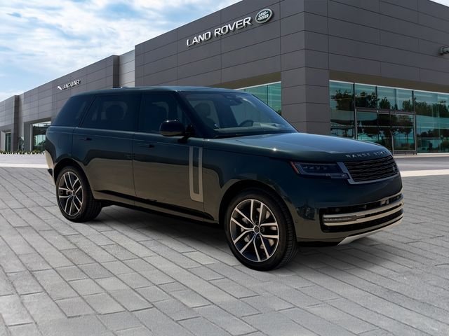 New 2026 Belgravia Green Land Rover SE image 7