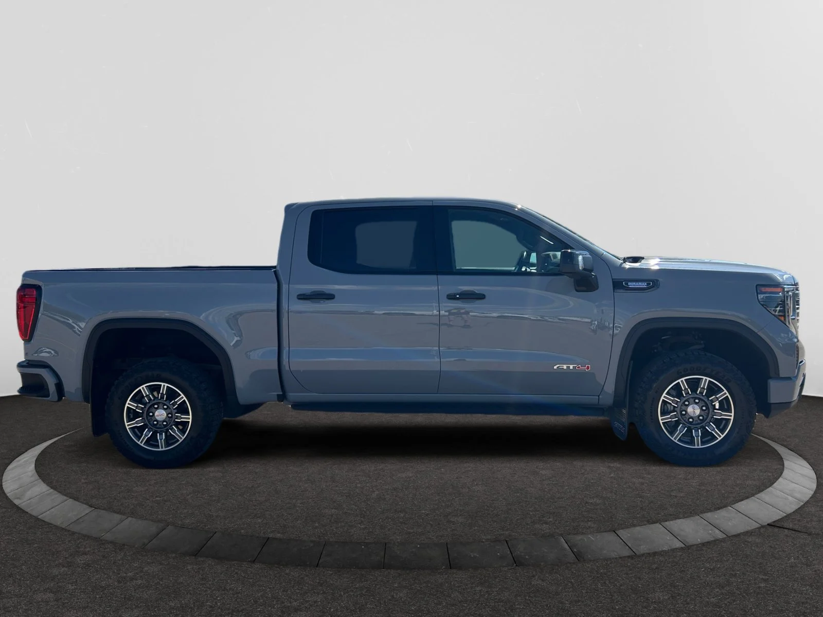 Used 2024 Gray GMC AT4 Crew Cab image 6