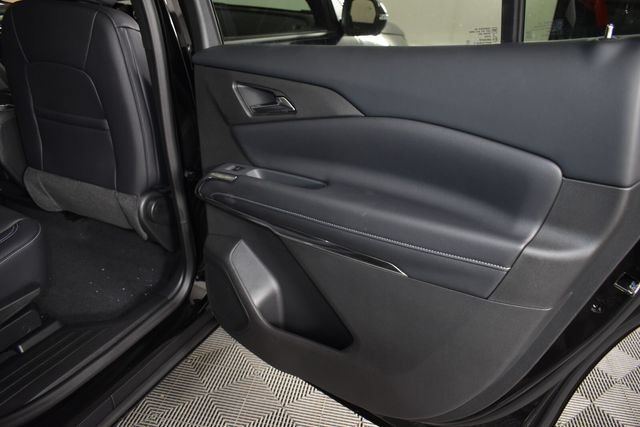 2027 Chevrolet Traverse LT - Photo 23
