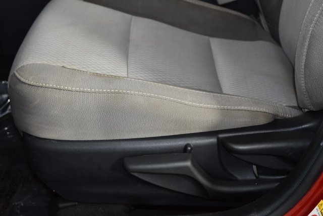 2019 Toyota Corolla LE - Photo 14