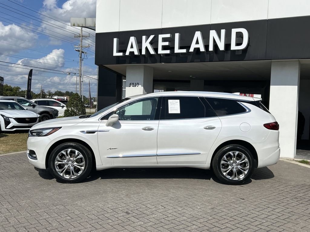 2020 Buick Enclave Avenir photo 2
