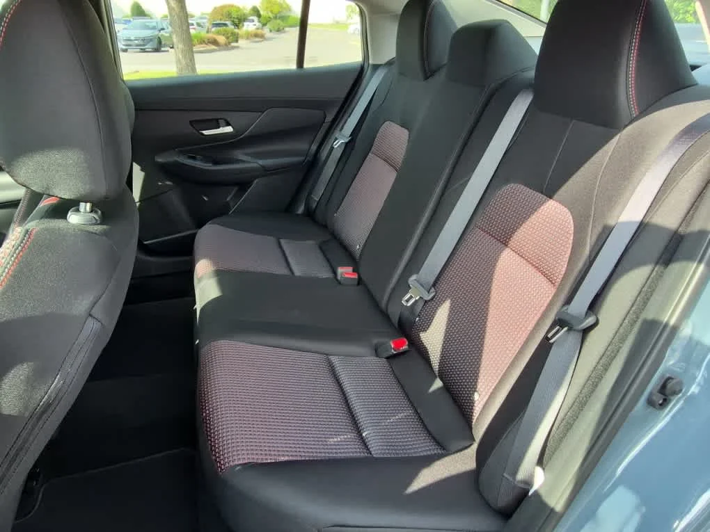 New 2027 Atlantic Gray Metallic Nissan SR image 7