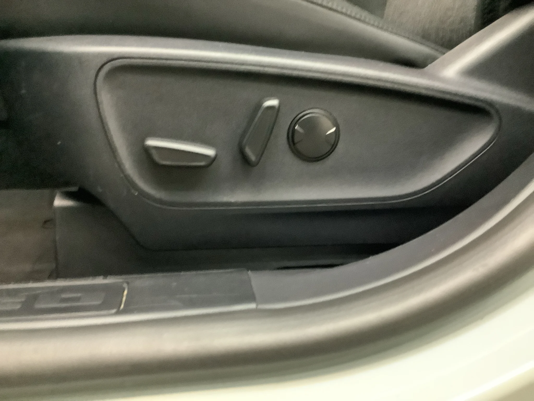 Used 2024 Cactus Gray Ford Big Bend image 12