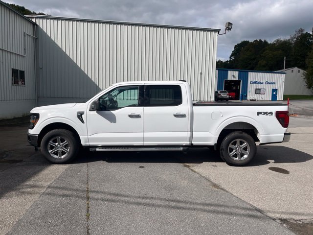 Used 2024 Oxford White Ford XLT image 8