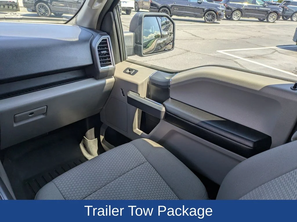 Used 2016 Magnetic Metallic Ford XLT image 18