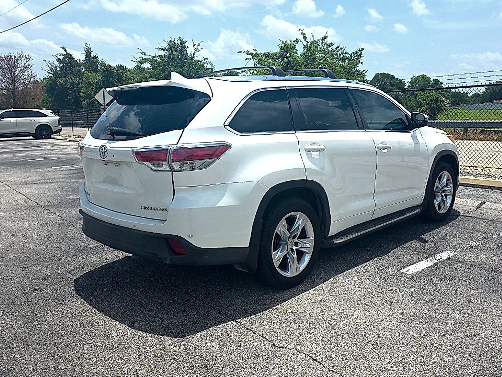 Used 2015 Blizzard Pearl Toyota Limited V6 image 8