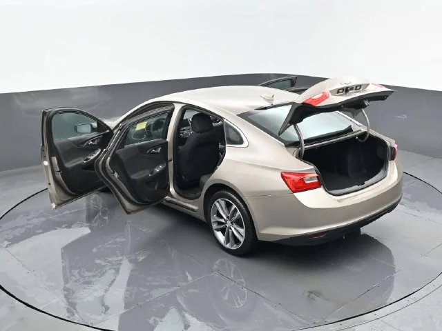 Used 2025 Mineral Gray Metallic Chevrolet LT image 26