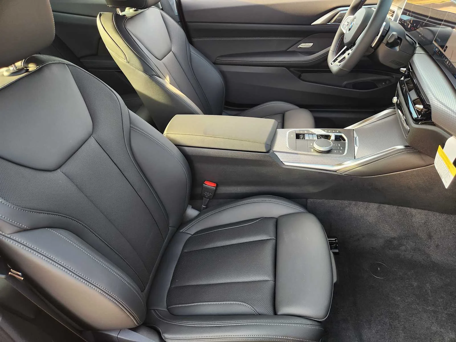 New 2026 Black Sapphire Metallic BMW M440i image 5