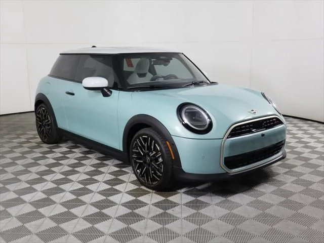Used 2026 Ocean Wave Green Metallic MINI Iconic image 4