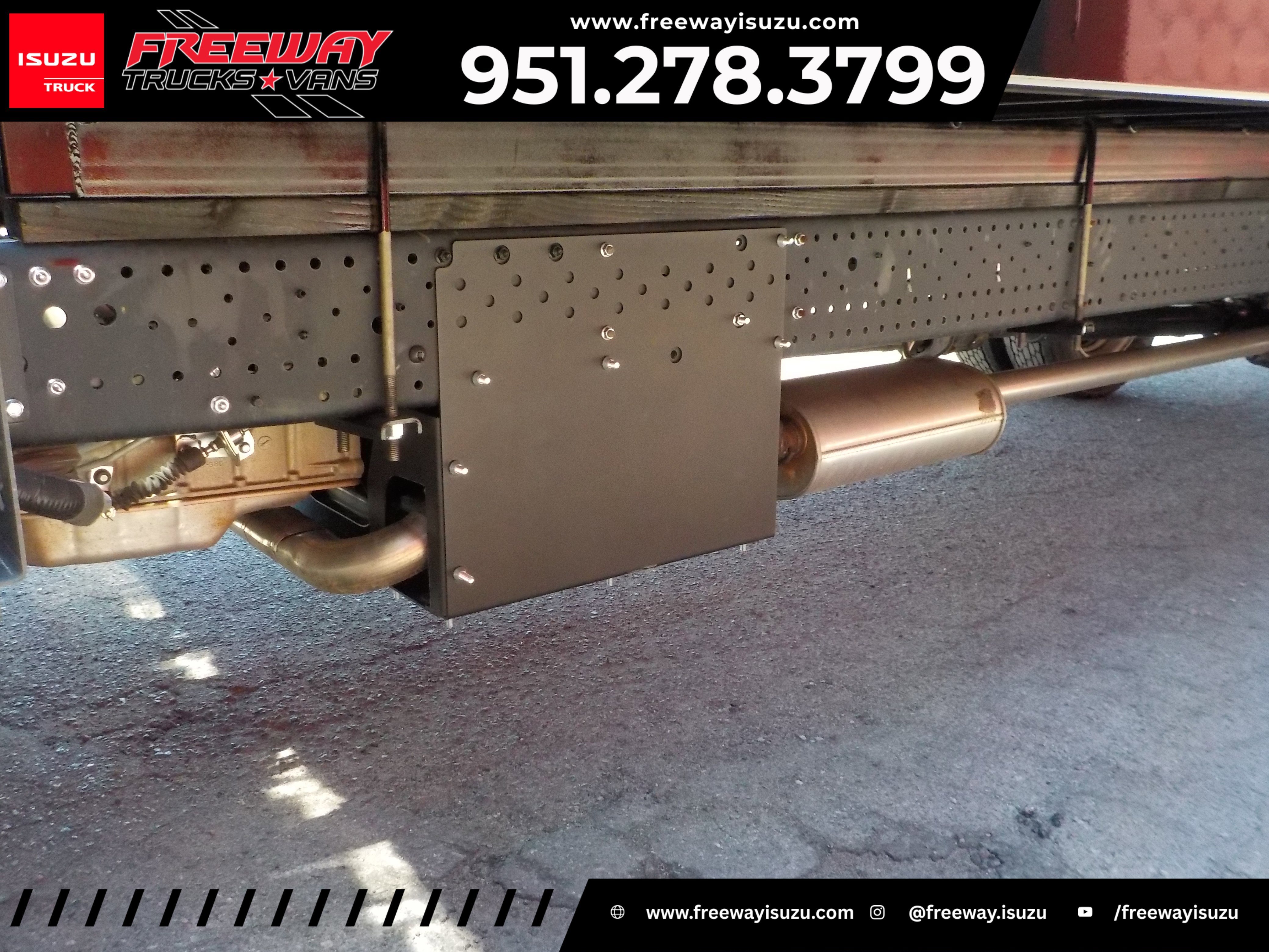 2024 Isuzu NPR HD - Photo 16
