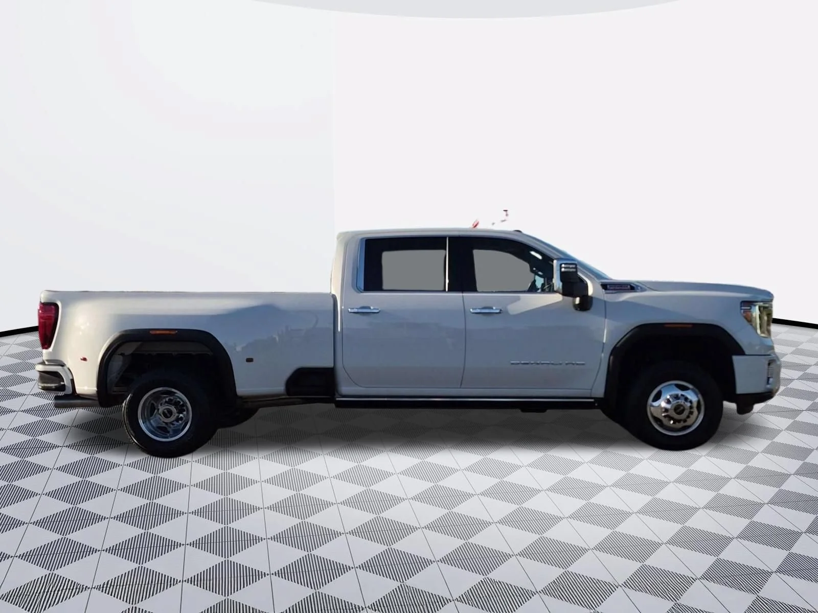 Used 2023 Summit White GMC Denali image 8