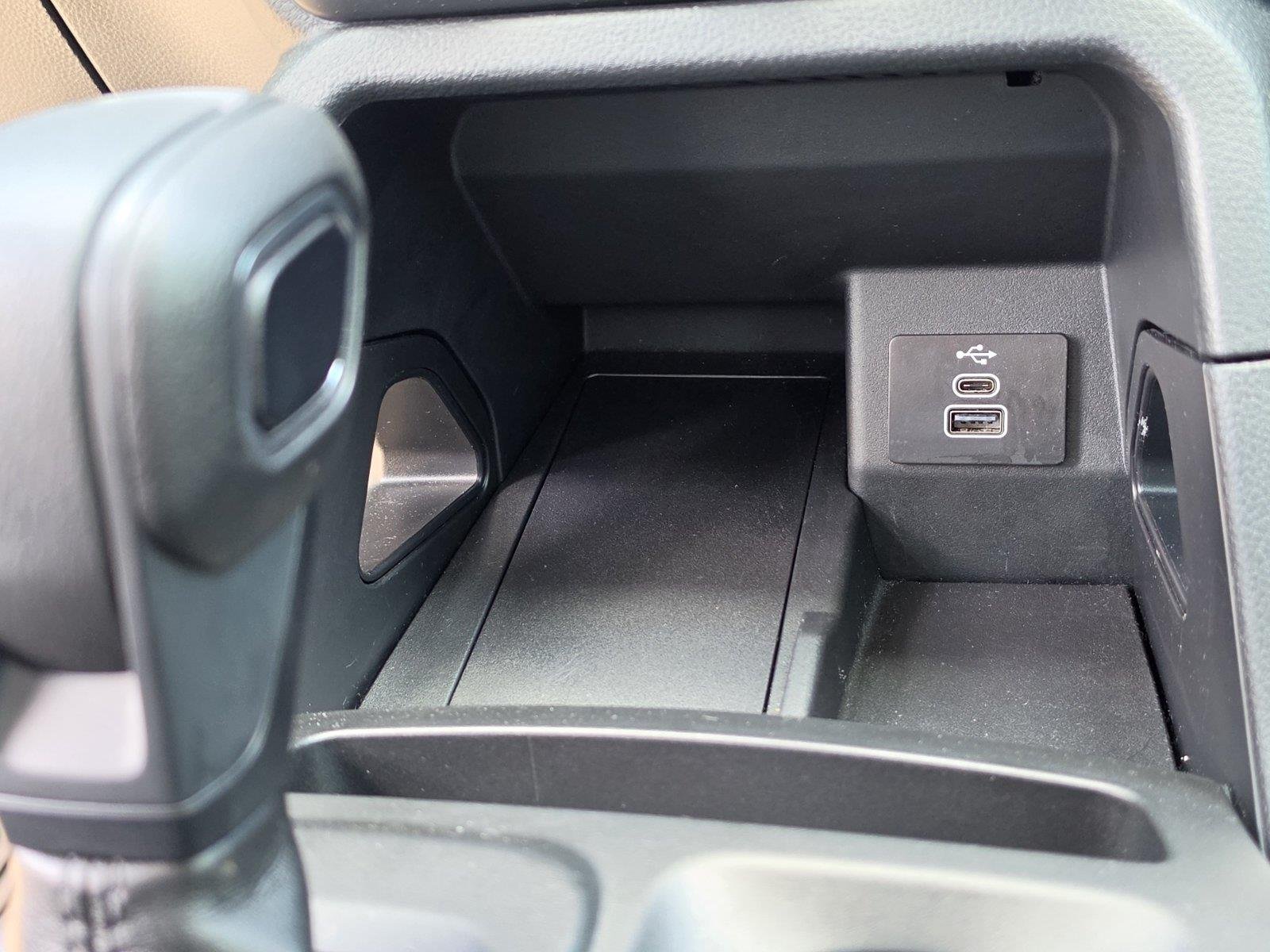 Used 2025 Desert Sand Ford XL image 29