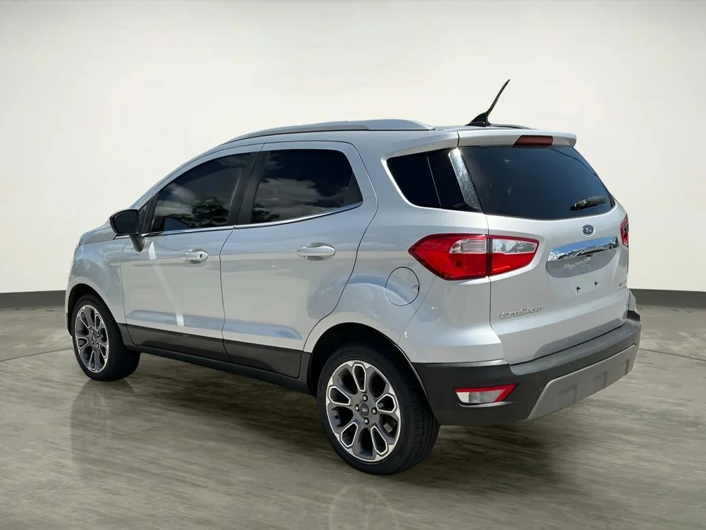 Used 2018 Silver Ford Titanium image 4