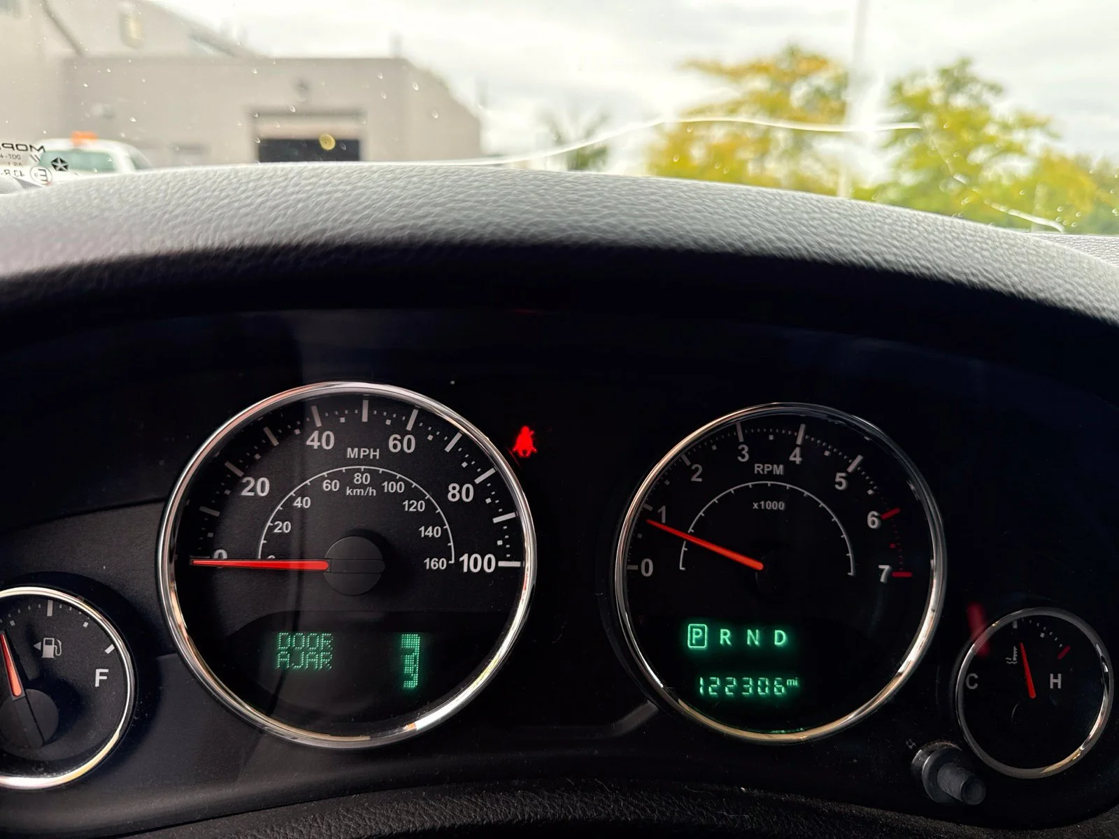 Used 2015 Baja Yellow Clearcoat Jeep Sahara image 23