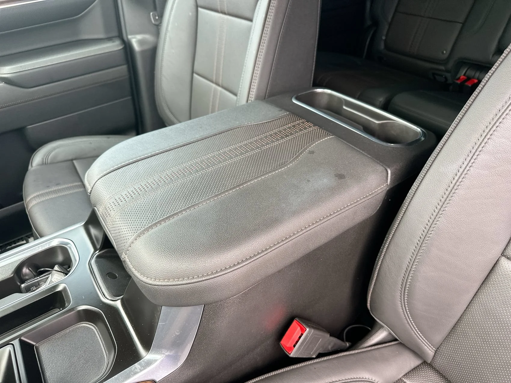 Used 2023 Dark Ash Metallic Chevrolet High Country image 21