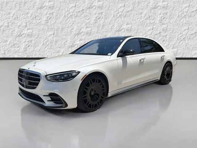 Used 2023 MANUFAKTUR Diamond White Mercedes-Benz S 580 image 7