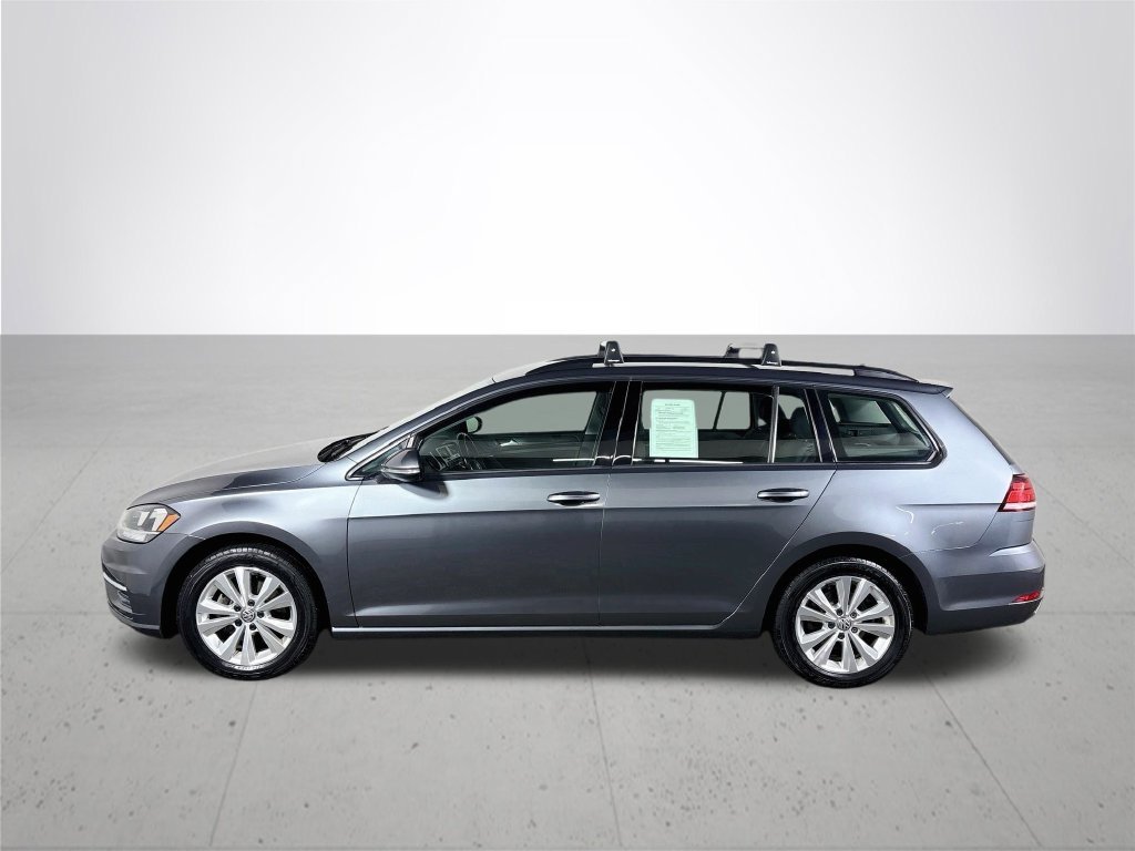 Used 2018 Gray Volkswagen S image 9