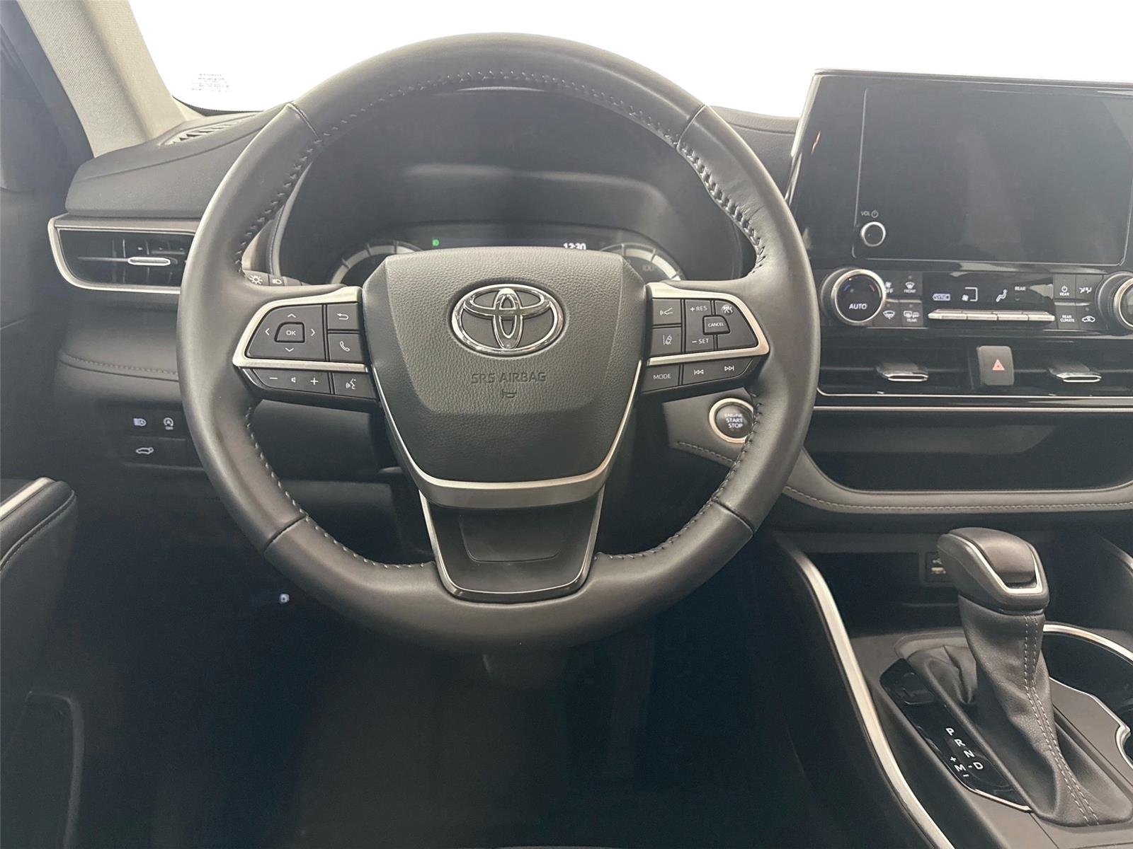 Used 2024 Celestial Silver Metallic Toyota LE image 31