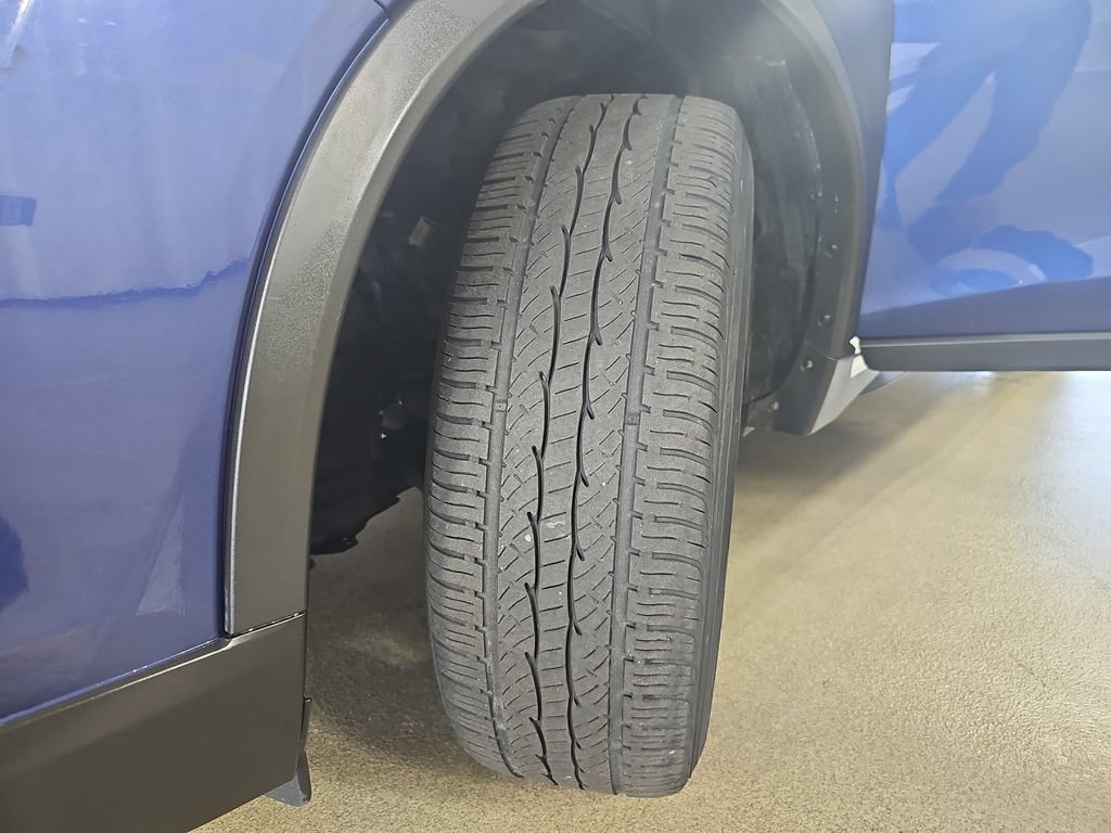 Used 2017 Blue Nissan SV image 37