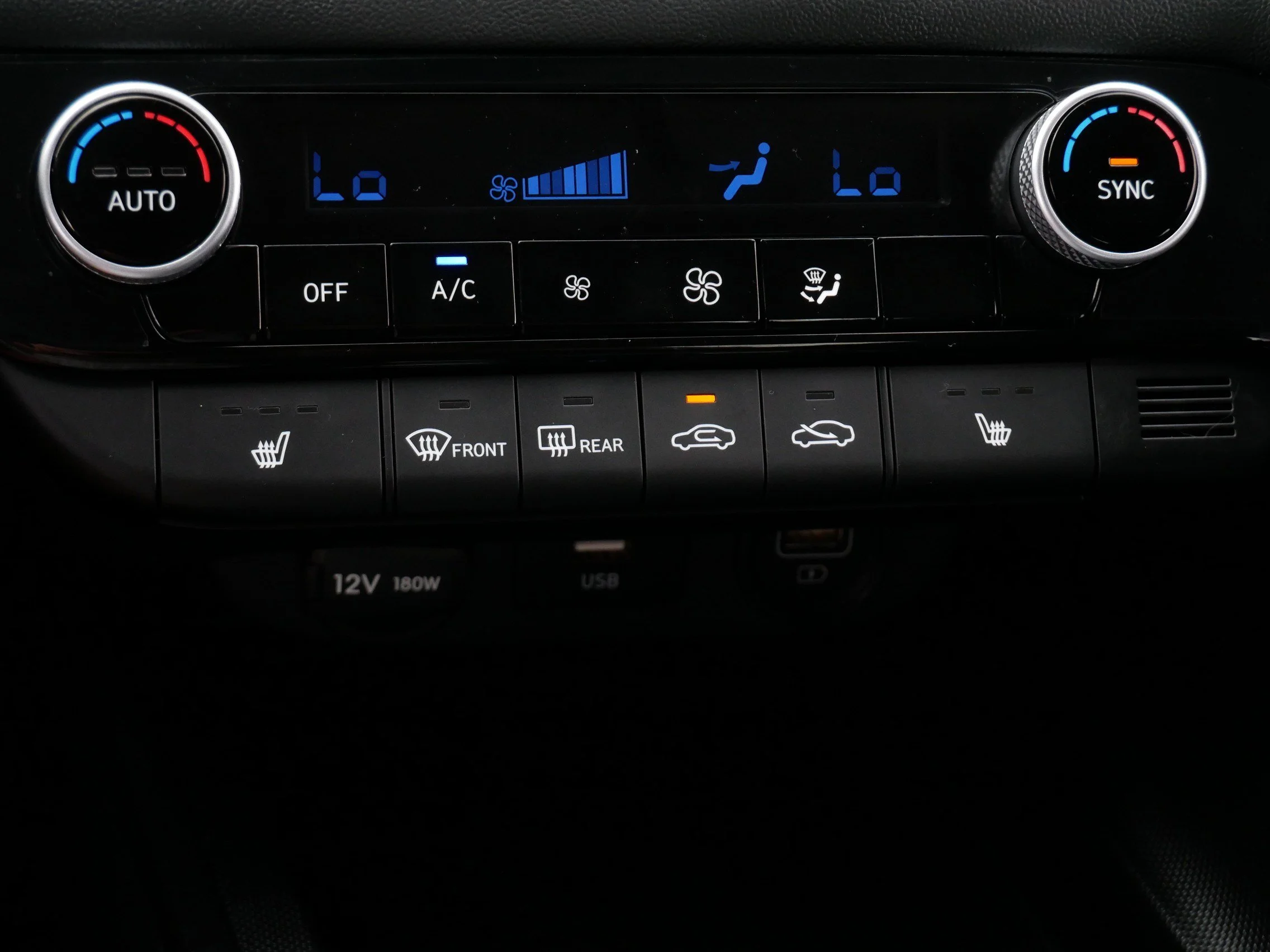 Used 2023 Onyx Black Hyundai SEL image 28