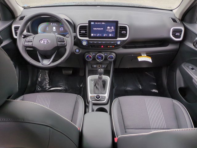 New 2026 White Hyundai SEL w/Two-Tone Roof image 30