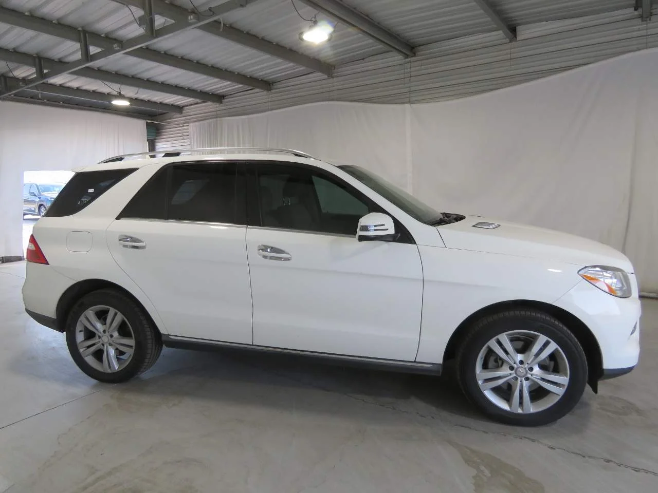 Used 2015 Polar White Mercedes-Benz ML 350 image 7
