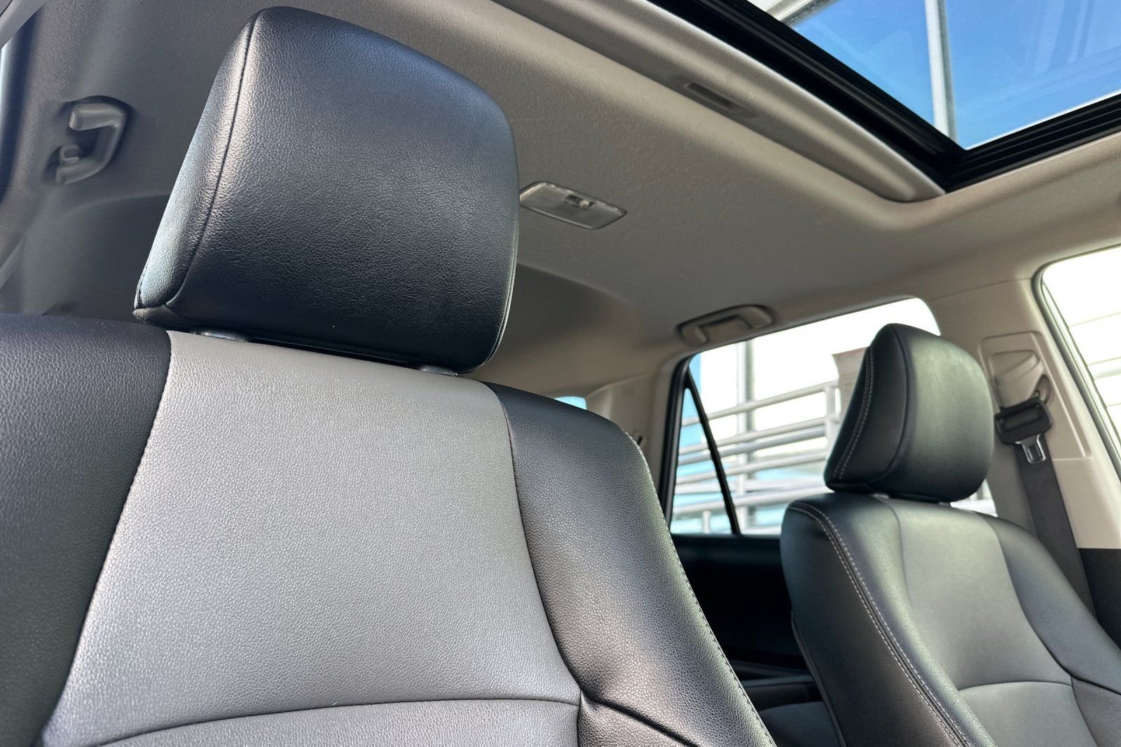 Used 2024 Silver Toyota SR5 Premium image 17