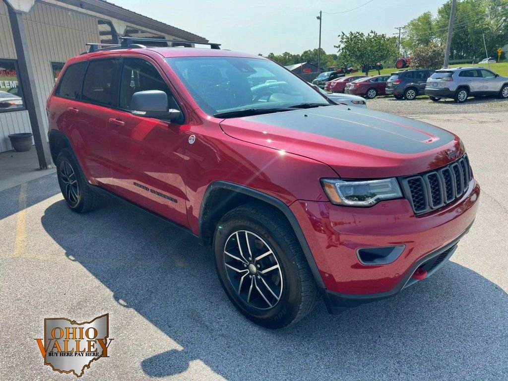 Used 2017 Red Jeep Trailhawk image 1