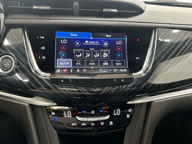 Used 2024  Cadillac Premium Luxury image 18