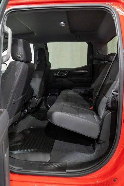 New 2026 Red Hot Chevrolet LT (2FL) image 9