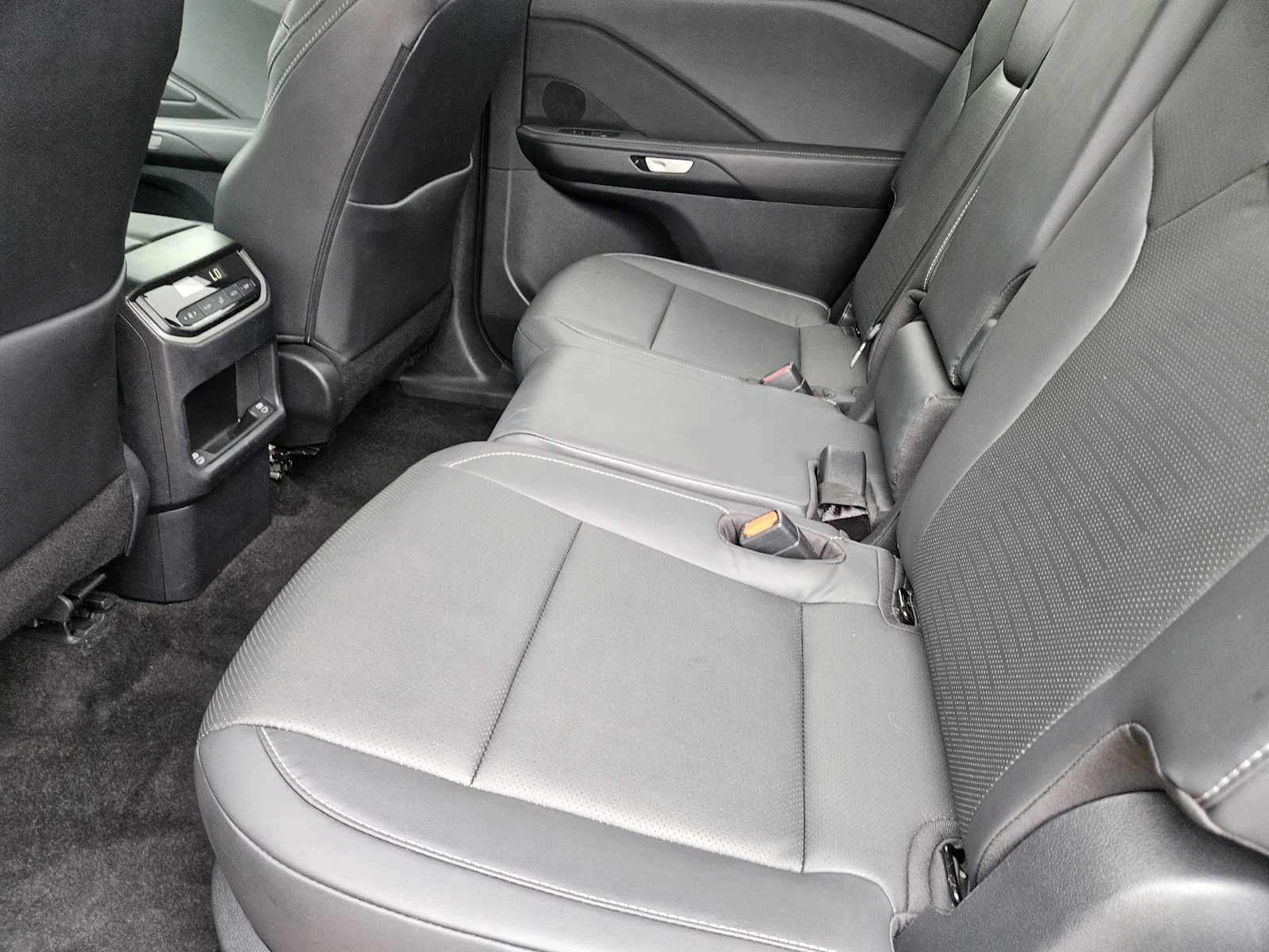 Certified Used 2024 CAVIAR Lexus  image 21