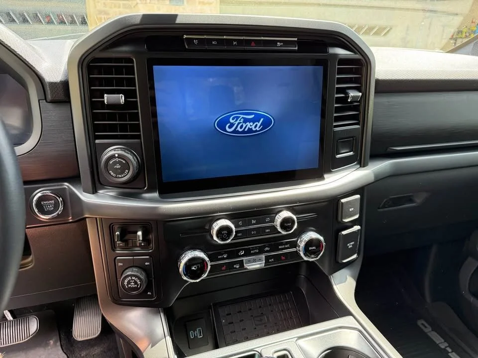 Used 2024 Avalanche Ford XLT image 12