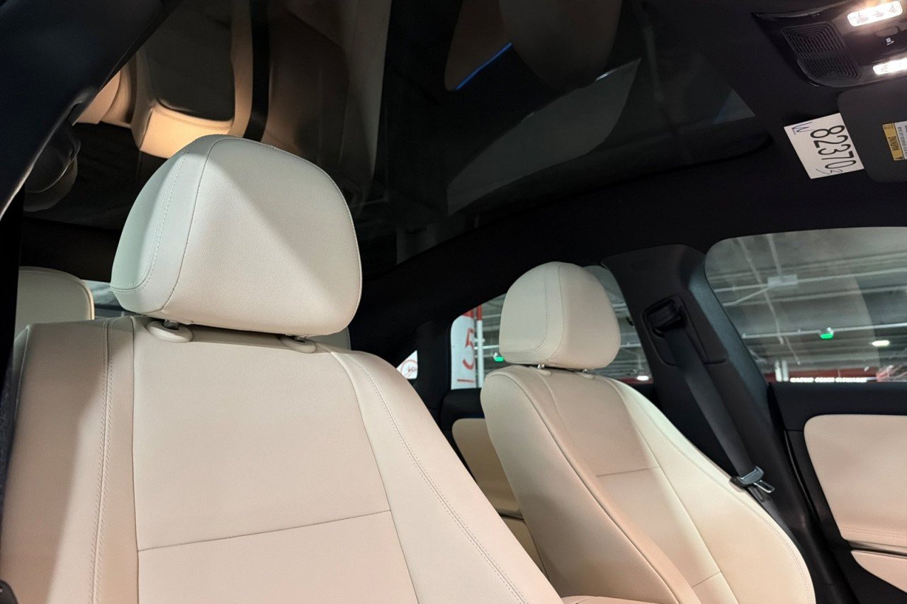 New 2027 Polar White Mercedes-Benz CLA 220 Hybrid FWD image 15