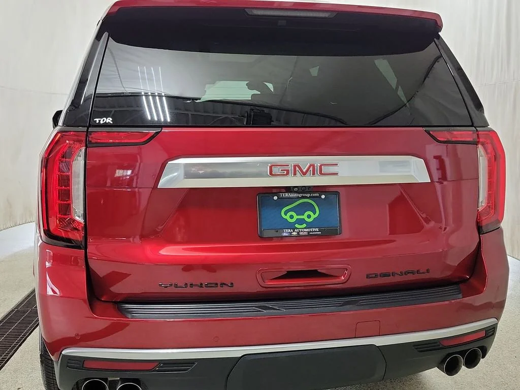 2024 GMC Yukon Denali - Photo 4