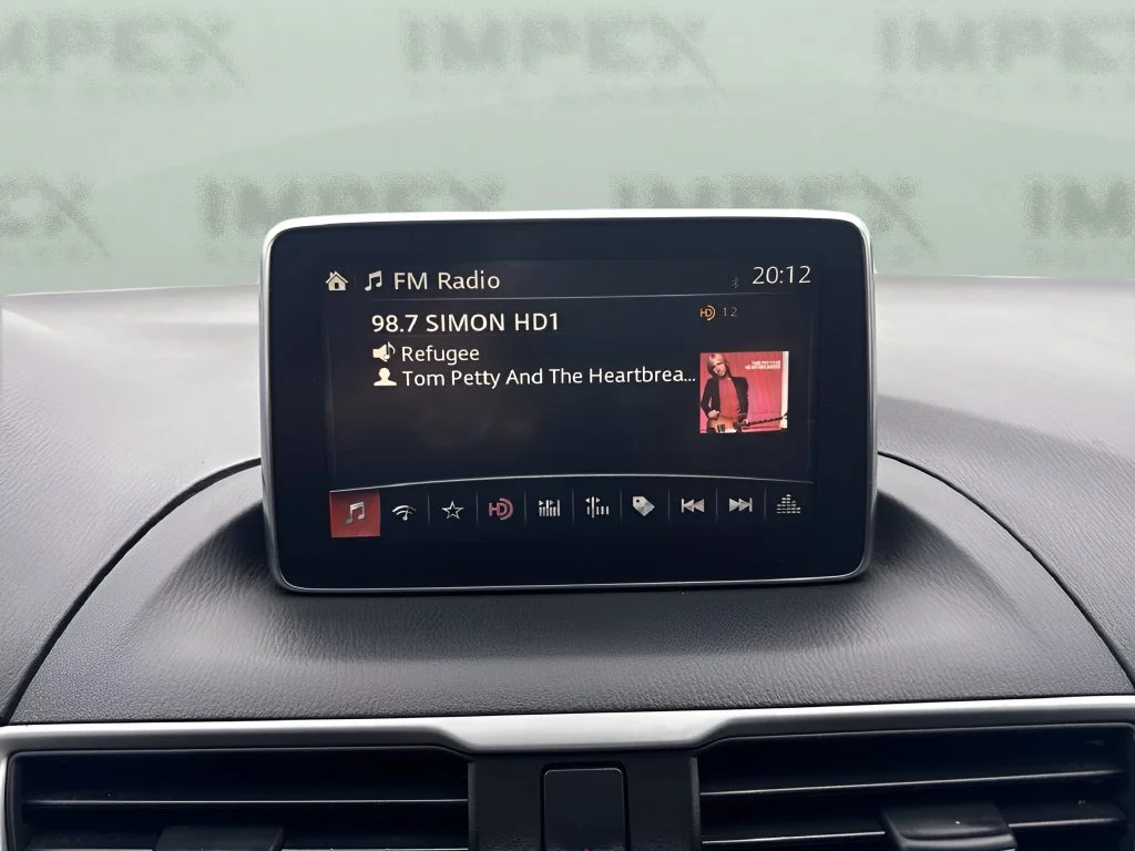 Used 2016 Red Mazda i Grand Touring image 17