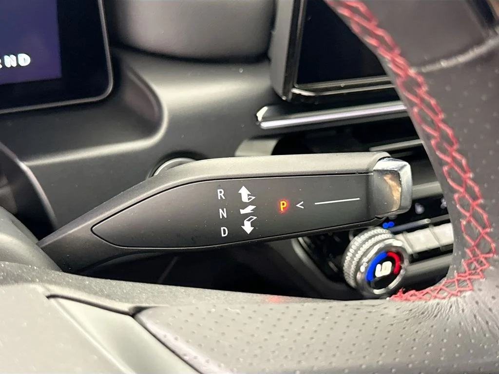 Used 2024  Acura Type S image 16